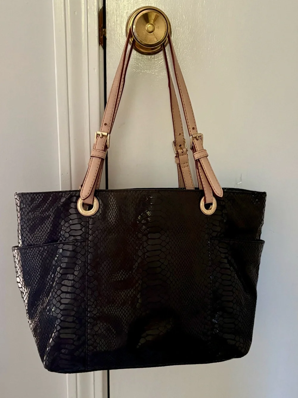 MICHAEL KORS Black Jet Set snake-embossed leather tote bag